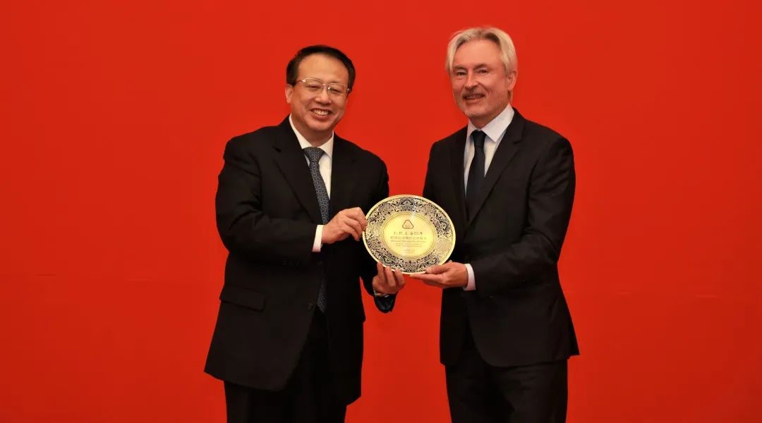 亚洲国产卡1卡2卡34卡